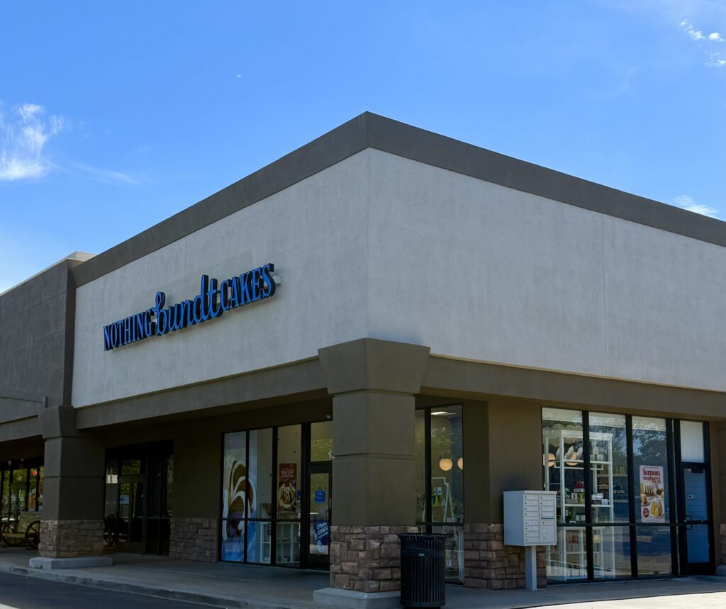 exterior of Nothing Bundt Cakes in Prescott Valley